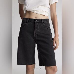 NWT Abrand Baggy Denim Jort in Black - Size 29